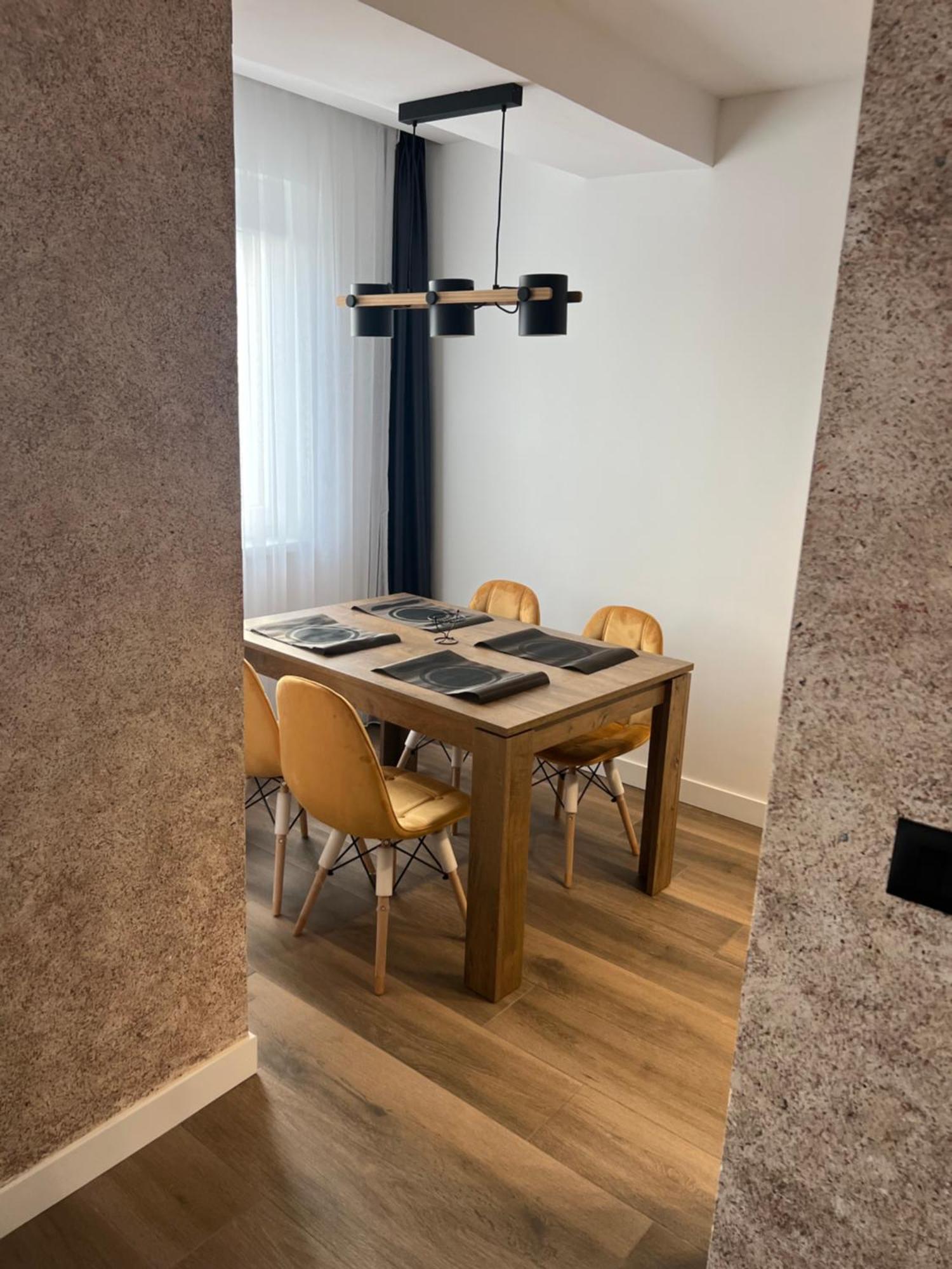 Froa Luxury Apartment Debar Exteriör bild