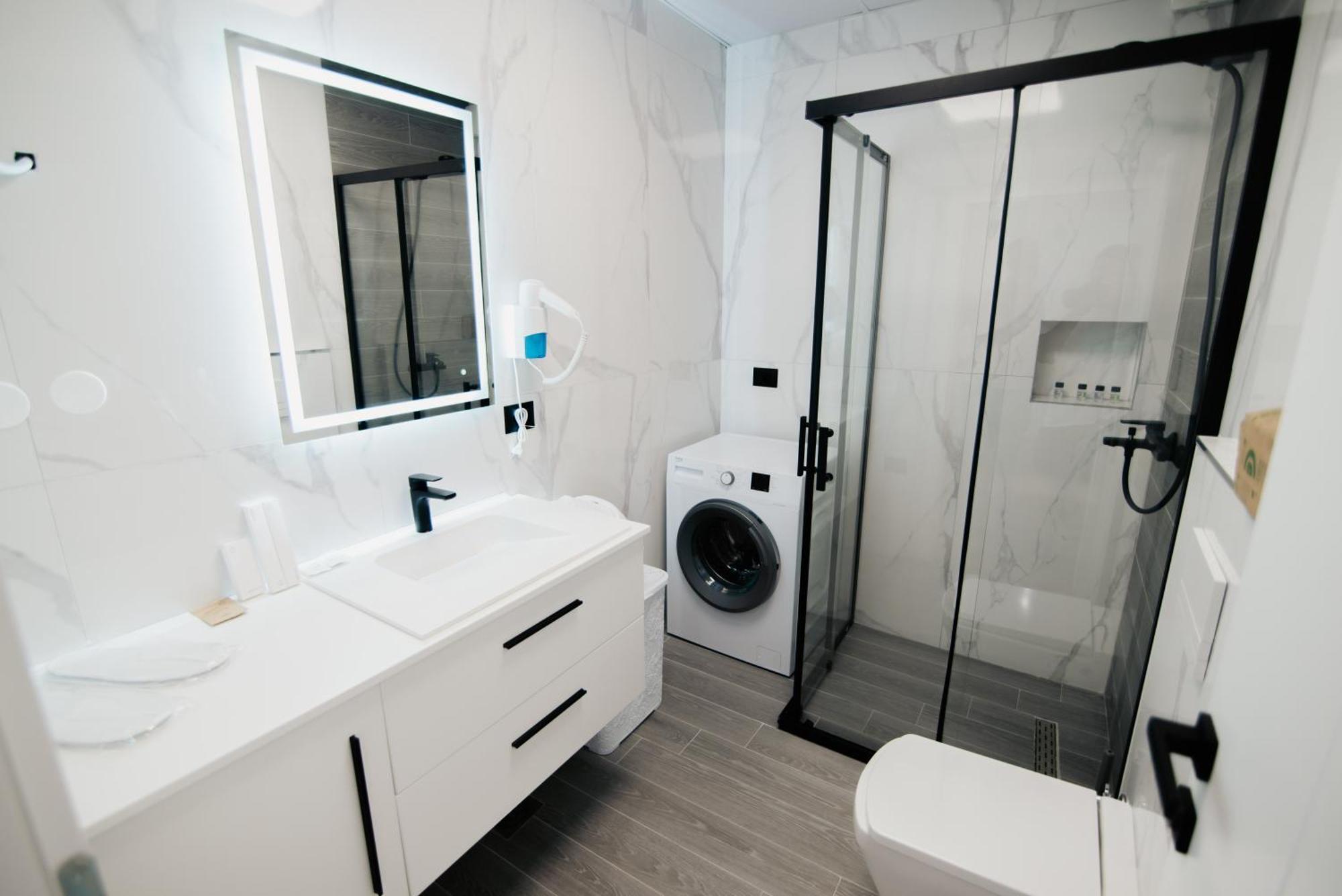 Froa Luxury Apartment Debar Exteriör bild